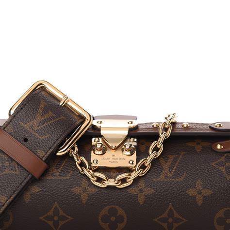 louis vuitton papillon trunk.